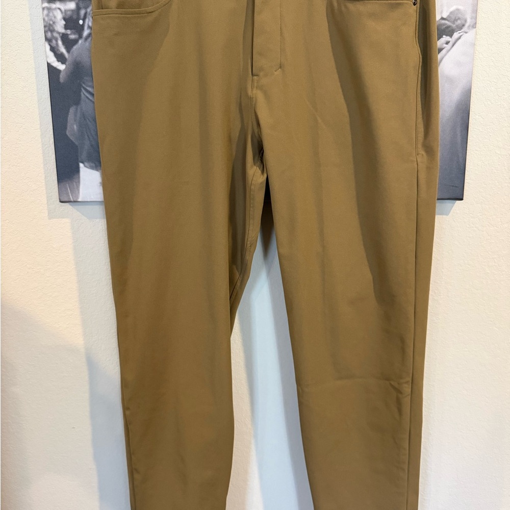 Men's Lululemon ABC Pants Men’s Size 33 Excellent Condition 30L